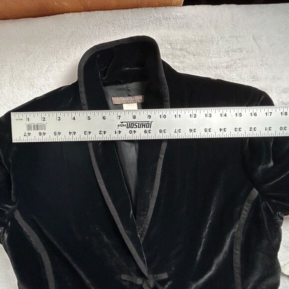 Sigrid Olsen Black Velvet Blazer Jacket Size 10 Shawl Collar Vintage Style Bow - Picture 5 of 7